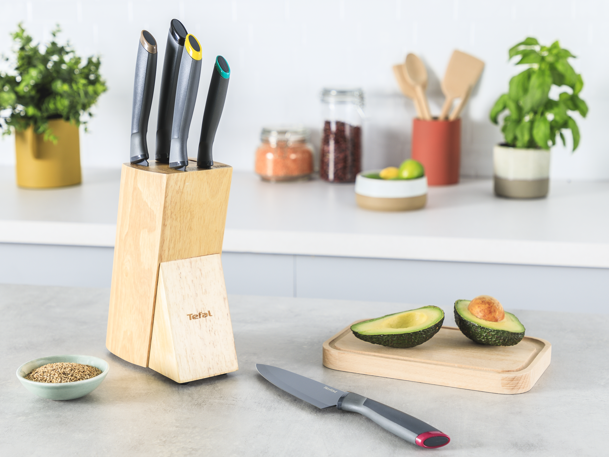 Tefal Fresh Kitchen Chef Knife, 15 cm - K1220304 Tefal Fresh Kitchen Chef Knife, 15 cm - K1220304